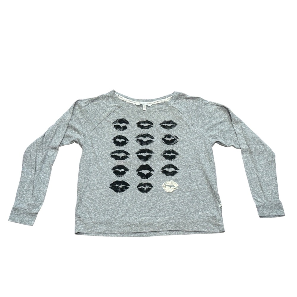 Victoria's Secret Gray Kiss Print Long Sleeve Top Small